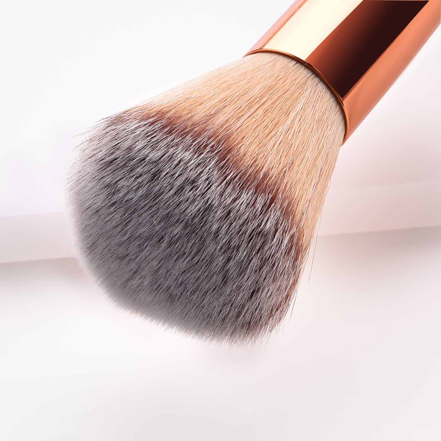 Dubbelsidig Makeupborste – Platina Puderpenseln